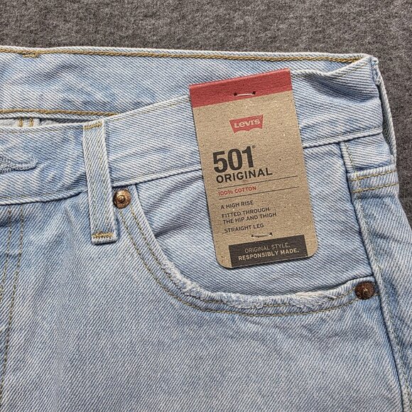 Levis 501 Original Jeans Womens 29x32 Light Wash Blue Button Fly Straight Leg - Picture 5 of 13